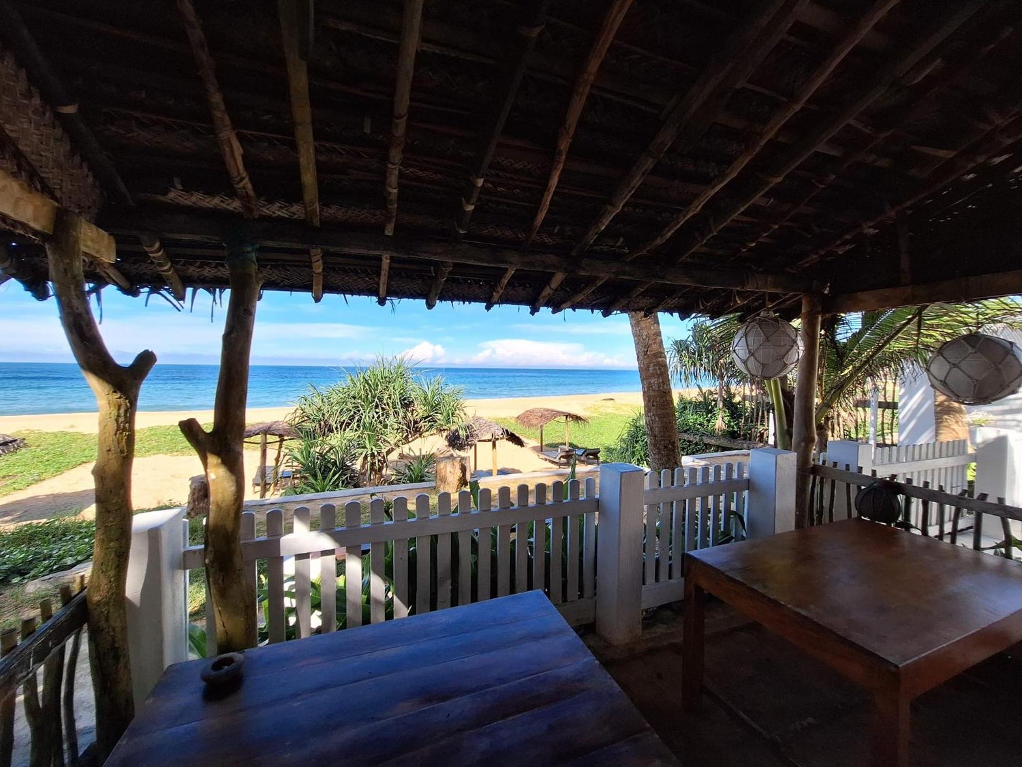 Sailors' Bay Bed & Breakfast ฮิกคาดูวา ภายนอก รูปภาพ