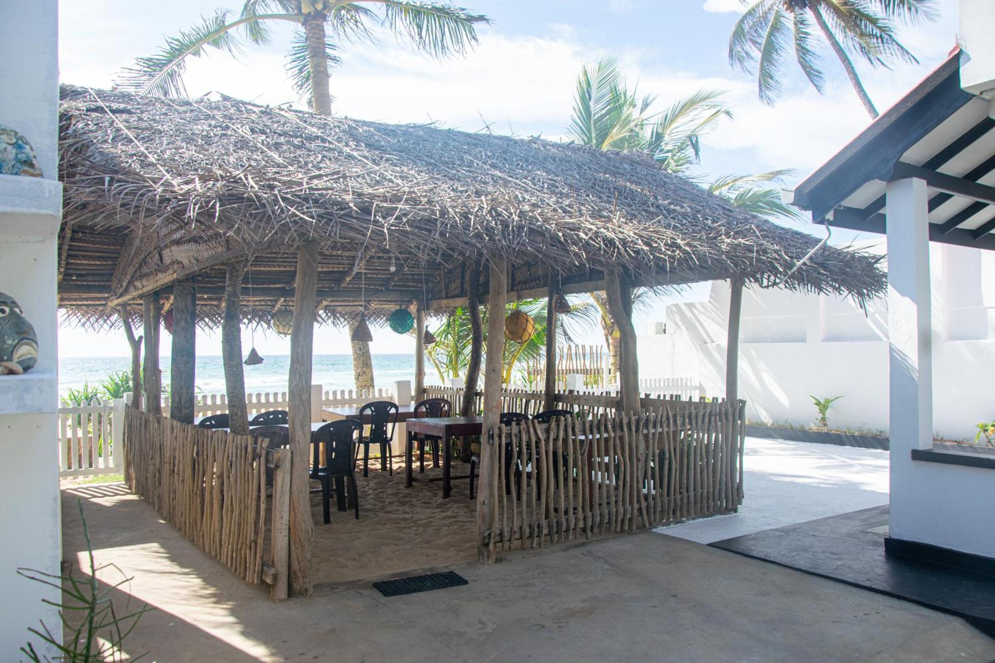 Sailors' Bay Bed & Breakfast ฮิกคาดูวา ภายนอก รูปภาพ