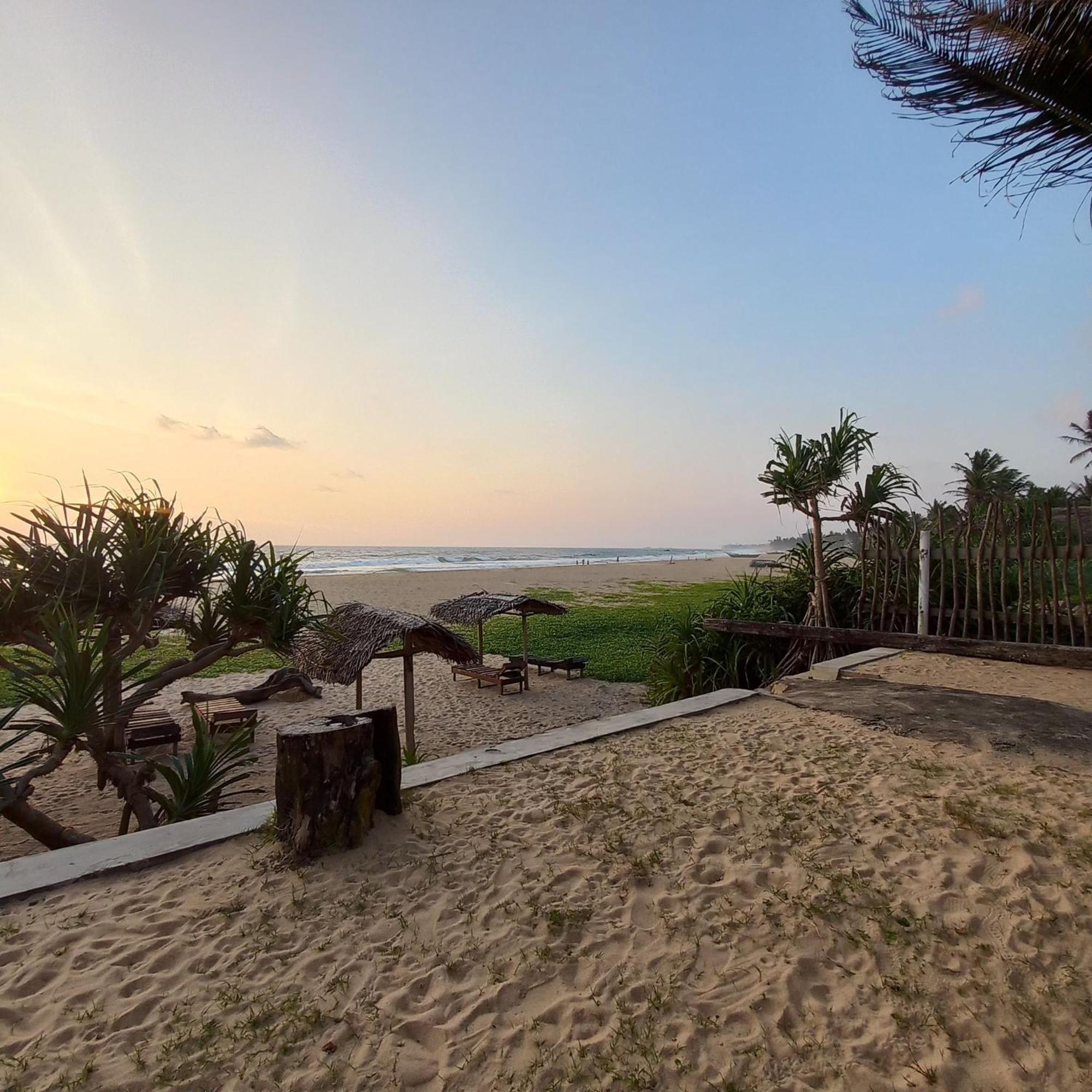 Sailors' Bay Bed & Breakfast ฮิกคาดูวา ภายนอก รูปภาพ