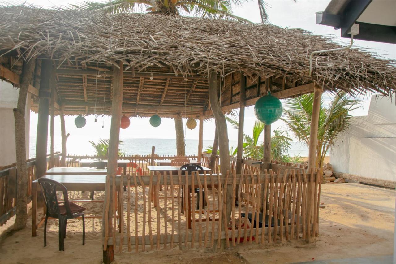 Sailors' Bay Bed & Breakfast ฮิกคาดูวา ภายนอก รูปภาพ